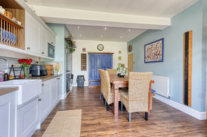 Kitchen/Diner- click for photo gallery